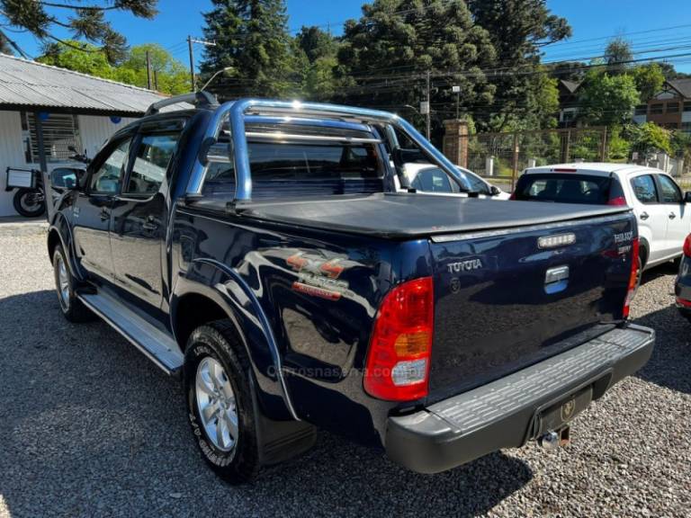 TOYOTA - HILUX - 2009/2009 - Azul - R$ 106.900,00
