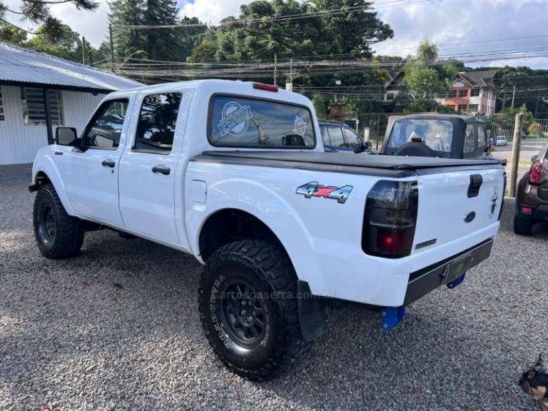FORD - RANGER - 2011/2011 - Branca - R$ 86.900,00