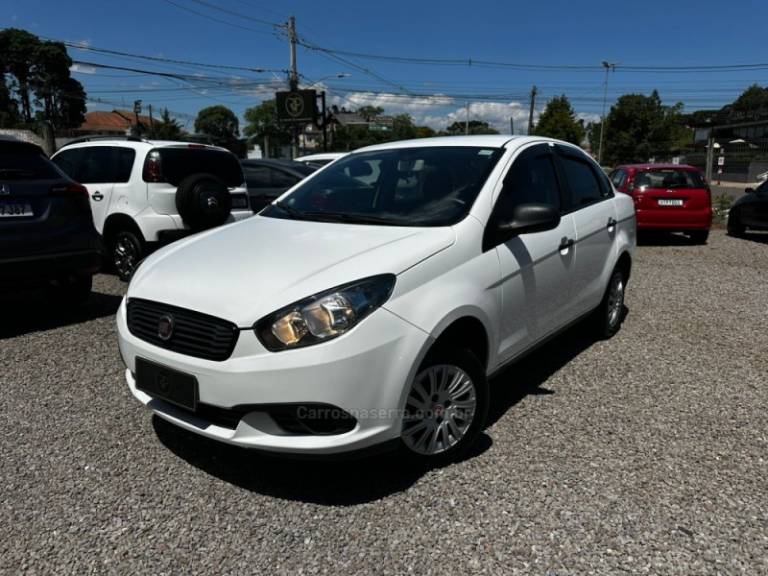 FIAT - GRAND SIENA - 2021/2021 - Branca - R$ 61.900,00