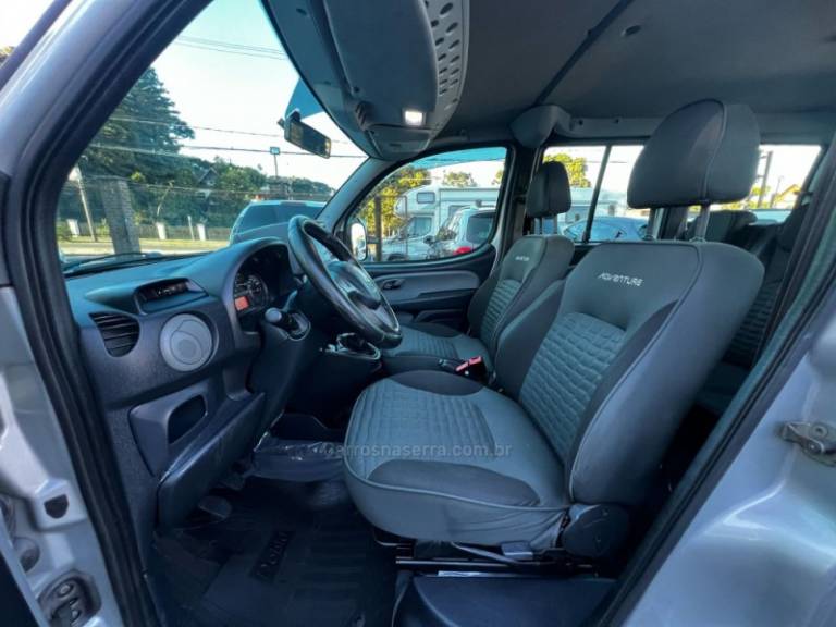 FIAT - DOBLÓ - 2014/2014 - Verde - R$ 61.900,00