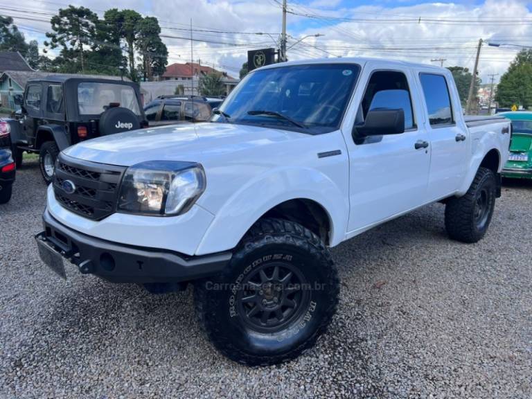 FORD - RANGER - 2011/2011 - Branca - R$ 86.900,00