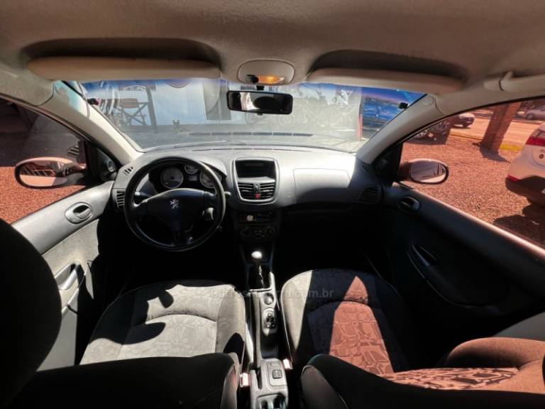 PEUGEOT - 207 - 2009/2010 - Branca - R$ 21.900,00