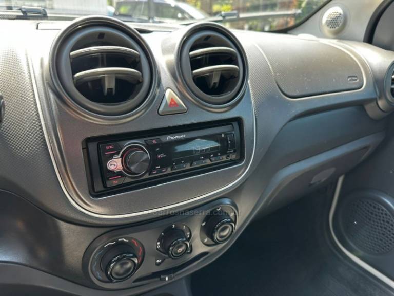 FIAT - GRAND SIENA - 2021/2021 - Branca - R$ 61.900,00