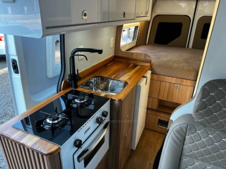 OUTRAS - TRAILER - 2024/2023 - Bronze - R$ 499.900,00