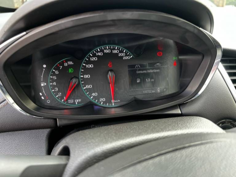 CHEVROLET - TRACKER - 2018/2018 - Preta - R$ 92.900,00