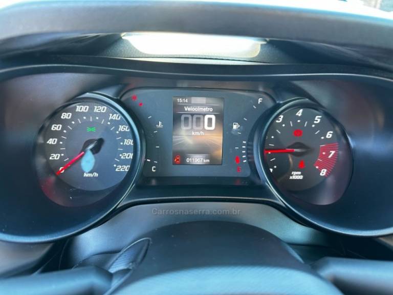 FIAT - ARGO - 2021/2022 - Preta - R$ 64.900,00