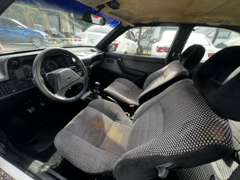 CHEVROLET - KADETT - 1993/1993 - Branca - R$ 23.900,00