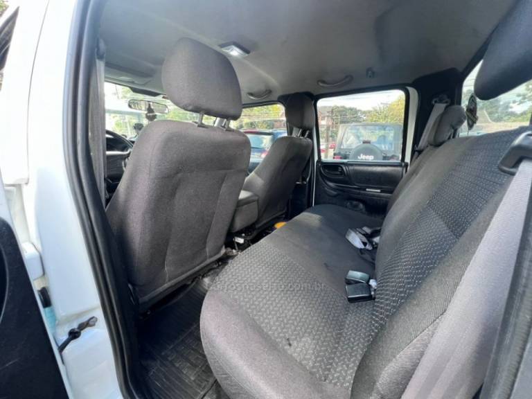 FORD - RANGER - 2011/2011 - Branca - R$ 86.900,00