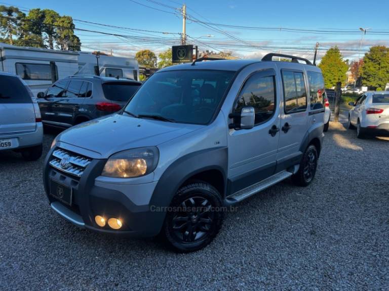 FIAT - DOBLÓ - 2014/2014 - Verde - R$ 61.900,00