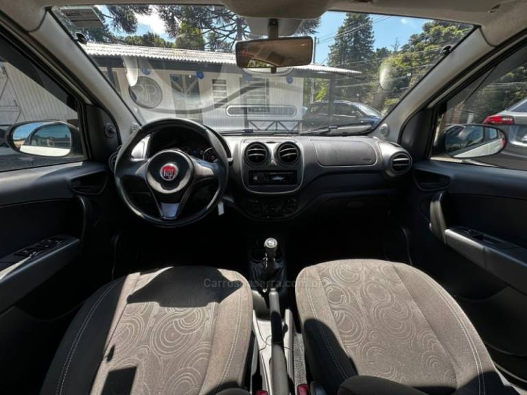 FIAT - GRAND SIENA - 2021/2021 - Branca - R$ 61.900,00