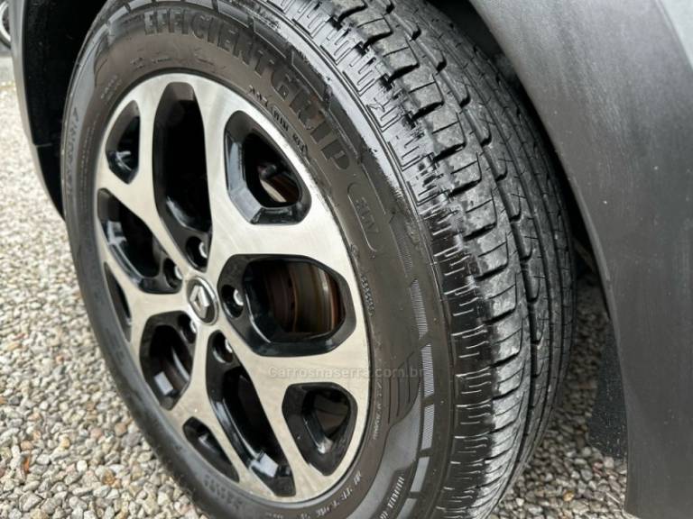RENAULT - CAPTUR - 2017/2018 - Bege - R$ 73.900,00