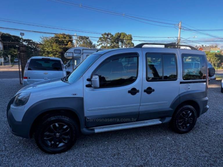 FIAT - DOBLÓ - 2014/2014 - Verde - R$ 61.900,00