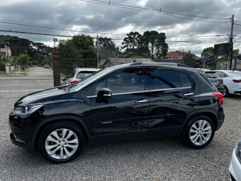 CHEVROLET - TRACKER - 2018/2018 - Preta - R$ 92.900,00