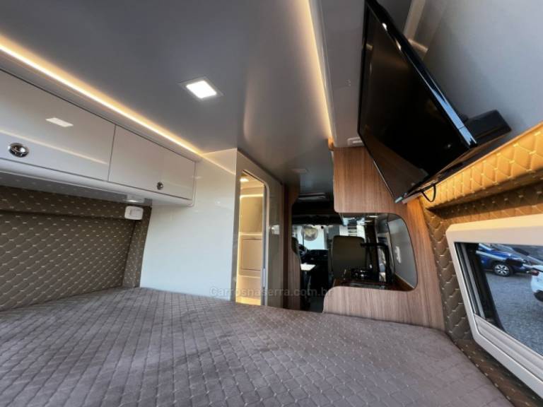 OUTRAS - TRAILER - 2024/2023 - Bronze - R$ 499.900,00