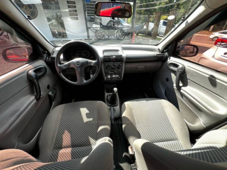 CHEVROLET - CLASSIC - 2009/2010 - Vinho - R$ 24.900,00