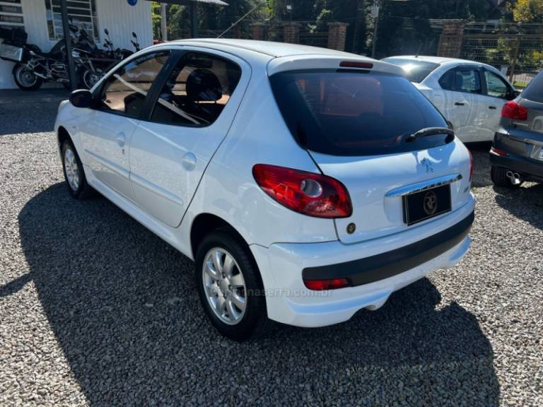 PEUGEOT - 207 - 2009/2010 - Branca - R$ 21.900,00