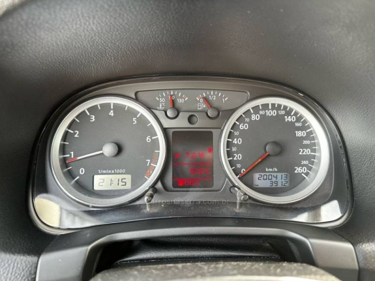 VOLKSWAGEN - GOLF - 2010/2011 - Vermelha - R$ 56.900,00