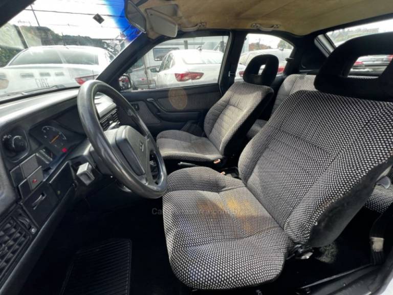 CHEVROLET - KADETT - 1993/1993 - Branca - R$ 23.900,00