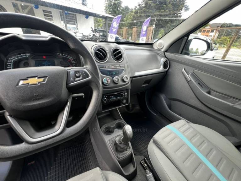 CHEVROLET - MONTANA - 2017/2018 - Preta - R$ 63.900,00