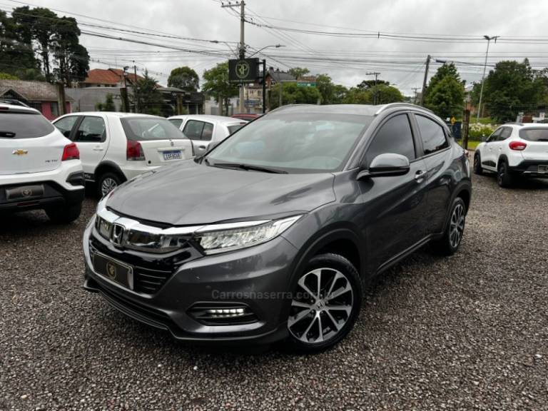 HONDA - HR-V - 2021/2021 - Cinza - R$ 125.900,00