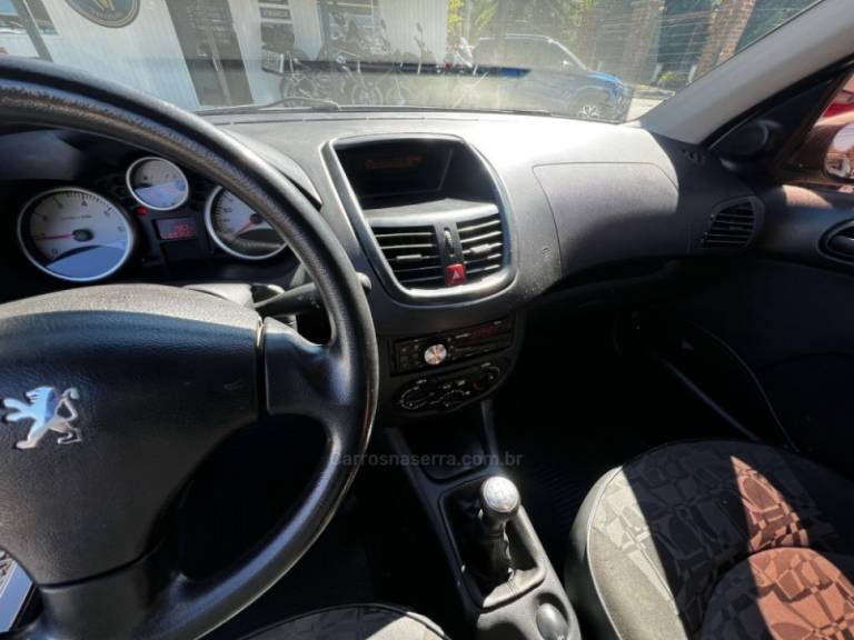 PEUGEOT - 207 - 2009/2010 - Branca - R$ 21.900,00