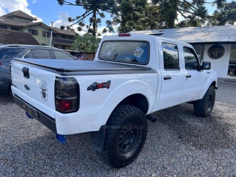 FORD - RANGER - 2011/2011 - Branca - R$ 86.900,00