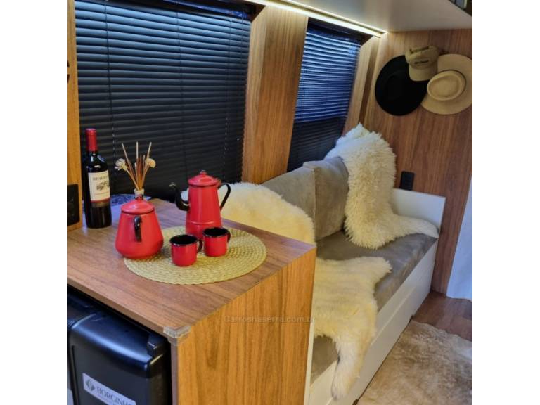 MARCOPOLO - SENIOR - 2003/2003 - Preta - R$ 365.000,00
