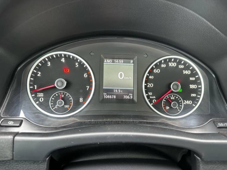VOLKSWAGEN - TIGUAN - 2011/2012 - Cinza - R$ 67.900,00