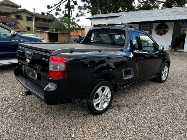 CHEVROLET - MONTANA - 2017/2018 - Preta - R$ 63.900,00