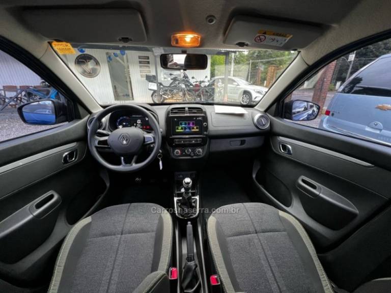 RENAULT - KWID - 2022/2023 - Azul - R$ 61.900,00