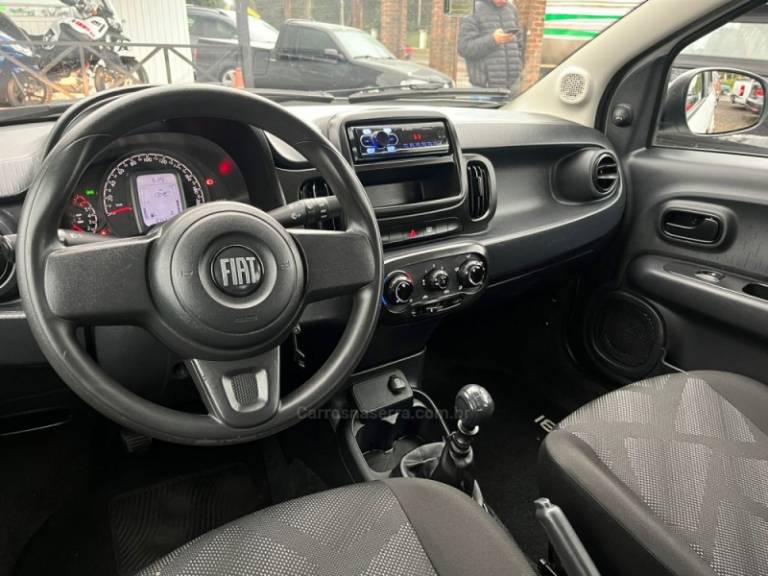 FIAT - MOBI - 2021/2022 - Branca - R$ 55.900,00