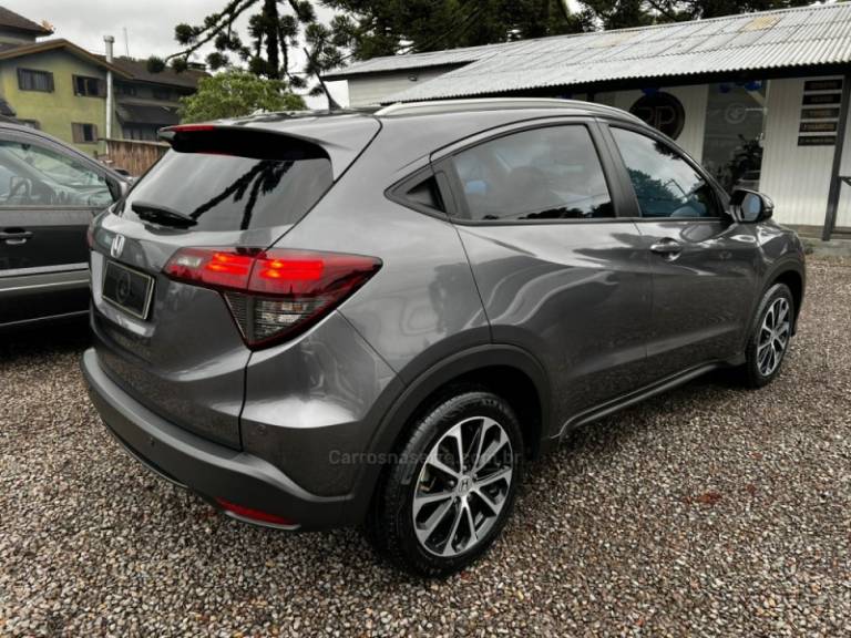 HONDA - HR-V - 2021/2021 - Cinza - R$ 125.900,00