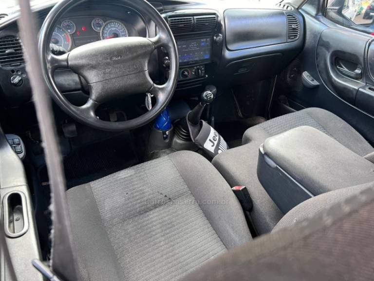 FORD - RANGER - 2011/2011 - Branca - R$ 86.900,00