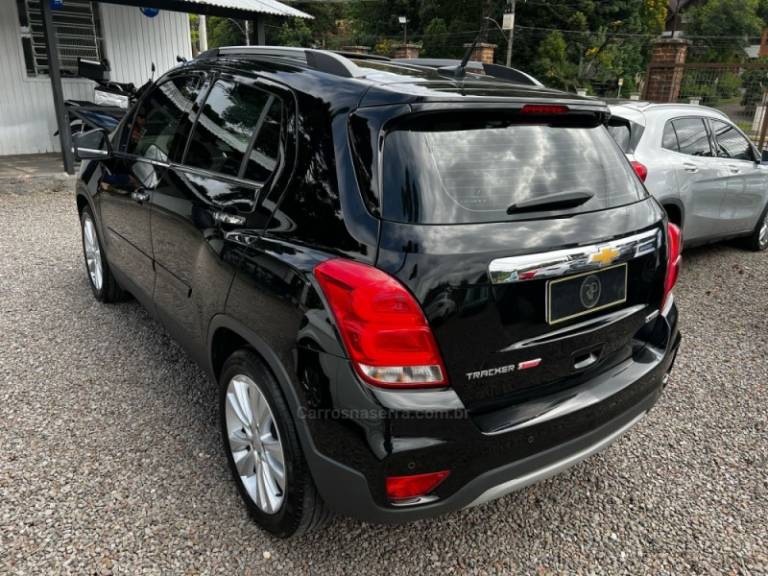 CHEVROLET - TRACKER - 2018/2018 - Preta - R$ 92.900,00